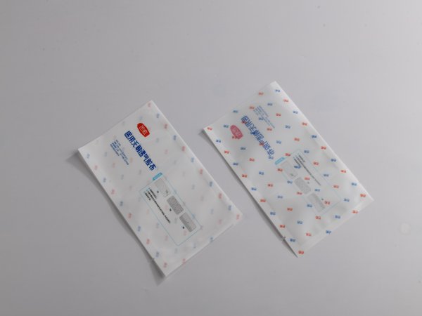 復合膜制袋過程中出現(xiàn)熱封不均勻的原因：
